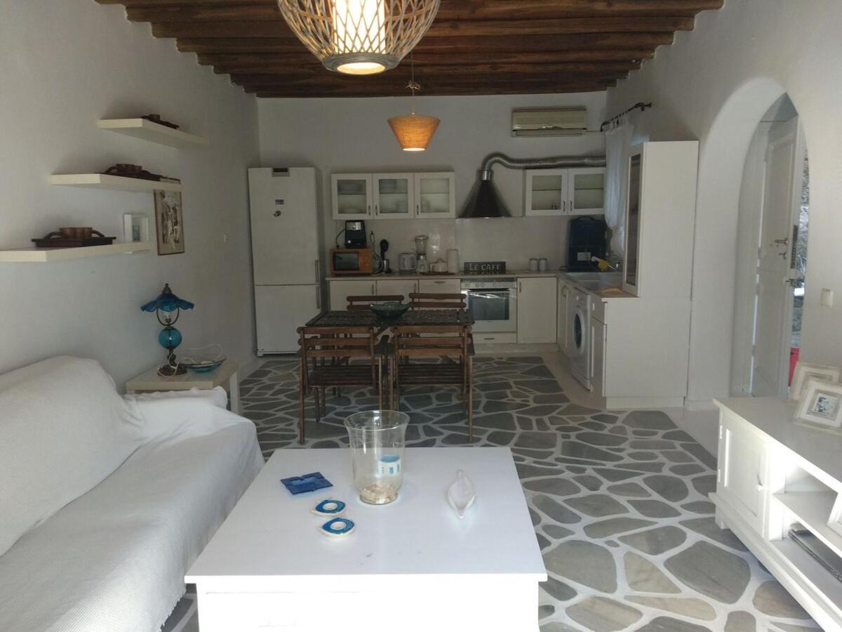 Blue Island Maisonette With Sharing Pool Holiday home