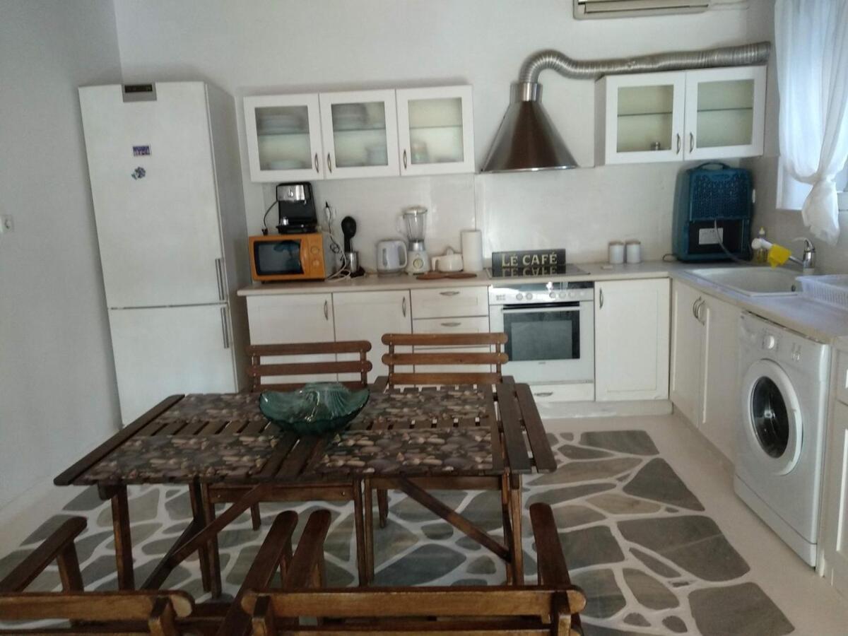 Blue Island Maisonette With Sharing Pool *